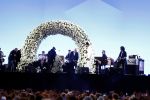 Den Haag 11 juni 2022
Zangeres Anouk Teeuwe trouwt met haar verloofde Dominique Schemmekes op het podium tijdens haar concert op het Malieveld.