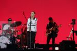 Den Haag 11 juni 2022
Zangeres Anouk Teeuwe trouwt met haar verloofde Dominique Schemmekes op het podium tijdens haar concert op het Malieveld.