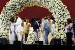 Den Haag 11 juni 2022
Zangeres Anouk Teeuwe trouwt met haar verloofde Dominique Schemmekes op het podium tijdens haar concert op het Malieveld.