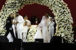Den Haag 11 juni 2022
Zangeres Anouk Teeuwe trouwt met haar verloofde Dominique Schemmekes op het podium tijdens haar concert op het Malieveld.