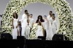 Den Haag 11 juni 2022
Zangeres Anouk Teeuwe trouwt met haar verloofde Dominique Schemmekes op het podium tijdens haar concert op het Malieveld.