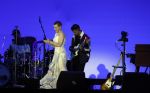 Den Haag 11 juni 2022
Zangeres Anouk Teeuwe trouwt met haar verloofde Dominique Schemmekes op het podium tijdens haar concert op het Malieveld.