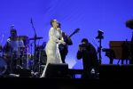 Den Haag 11 juni 2022
Zangeres Anouk Teeuwe trouwt met haar verloofde Dominique Schemmekes op het podium tijdens haar concert op het Malieveld.
