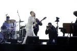 Den Haag 11 juni 2022
Zangeres Anouk Teeuwe trouwt met haar verloofde Dominique Schemmekes op het podium tijdens haar concert op het Malieveld.