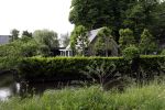 Amsterdam en Baambrugge 26 mei 2022
Bob Sikkes heeft een appartement in Amsterdam en een huis aan het water in een klein dorpje net buiten Amsterdam