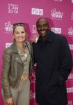 Huizen 25 mei 2022
Feestje ivm de nieuwe TLC serie van Louisa en Rowan op z'n Gooisch. Louisa Janssen en haar man Rowan .
Peggy Vrijens Carlos Lens en deon leon met Rachel Kramer