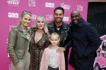 Huizen 25 mei 2022
Feestje ivm de nieuwe TLC serie van Louisa en Rowan op z'n Gooisch. Louisa Janssen en haar man Rowan .
Peggy Vrijens Carlos Lens en deon leon met Rachel Kramer