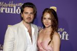 Amsterdam 30 mei 2022
Premiere Marokkaanse bruiloft in Tuschinski met oa als castleden Samouya Ahouaoui Walid Benmbarek Pip Pellens Liza Sips en Nabil Aouled Ayad in tuschinski. Dorian Bindels en Bertrie Wierenga