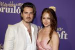 Amsterdam 30 mei 2022
Premiere Marokkaanse bruiloft in Tuschinski met oa als castleden Samouya Ahouaoui Walid Benmbarek Pip Pellens Liza Sips en Nabil Aouled Ayad in tuschinski. Dorian Bindels en Bertrie Wierenga