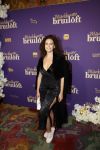 Amsterdam 30 mei 2022
Premiere Marokkaanse bruiloft in Tuschinski met oa als castleden Samouya Ahouaoui Walid Benmbarek Pip Pellens Liza Sips en Nabil Aouled Ayad in tuschinski. Emma Deckers kwam met een vriendin