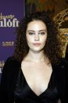 Amsterdam 30 mei 2022
Premiere Marokkaanse bruiloft in Tuschinski met oa als castleden Samouya Ahouaoui Walid Benmbarek Pip Pellens Liza Sips en Nabil Aouled Ayad in tuschinski. Emma Deckers kwam met een vriendin