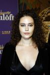 Amsterdam 30 mei 2022
Premiere Marokkaanse bruiloft in Tuschinski met oa als castleden Samouya Ahouaoui Walid Benmbarek Pip Pellens Liza Sips en Nabil Aouled Ayad in tuschinski. Emma Deckers kwam met een vriendin