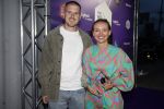 Amsterdam 25 mei 2022
Eva Hermans Kroot en haar man bij de social awards uitreiking. Eva heet op instagram Longeneslijk . Op 22 jarige leeftijd is bij haar longkanker geconstateerd.