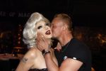 Amsterdam 31 mei 2022
Presentatie Dragshow bij the Harbour club .
Ferry Doedens met dragqueen Vanessa van Cartier