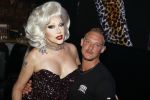 Amsterdam 31 mei 2022
Presentatie Dragshow bij the Harbour club .
Ferry Doedens met dragqueen Vanessa van Cartier