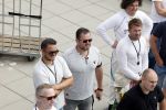 Zandvoort 18 mei 2022
Frans Duijts en andere manne rijden met hun mooie auto voor stichting zorgeloos kind op circuitpark Zandvoort. Frans rijdt in een McLaren cabrio