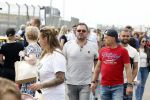 Zandvoort 18 mei 2022
Frans Duijts en andere manne rijden met hun mooie auto voor stichting zorgeloos kind op circuitpark Zandvoort. Frans rijdt in een McLaren cabrio