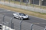 Zandvoort 18 mei 2022
Frans Duijts en andere manne rijden met hun mooie auto voor stichting zorgeloos kind op circuitpark Zandvoort. Frans rijdt in een McLaren cabrio