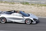 Zandvoort 18 mei 2022
Frans Duijts en andere manne rijden met hun mooie auto voor stichting zorgeloos kind op circuitpark Zandvoort. Frans rijdt in een McLaren cabrio