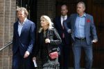 Laren 2 juni 2022
Begrafenis / dienst van Willibrord Frequin in de Sint Jansbasiliek in Laren . Frits Sissing met vrouw
