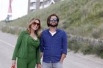Zandvoort 31 mei 2022
Presentatie boek waar Matthijs v Nieuwkerk de mooiste verhalen voor uitgekozen heeft.  oa Heleen v Royen heeft een verhaal geschreven.  Helleen kwam met haar partner Bart meeldijk. Matthijs kwam met zijn vriendin Martha Riemsma. Ozcan Akyol  (Eus) gaf Matthijs het eerste boek.