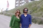 Zandvoort 31 mei 2022
Presentatie boek waar Matthijs v Nieuwkerk de mooiste verhalen voor uitgekozen heeft.  oa Heleen v Royen heeft een verhaal geschreven.  Helleen kwam met haar partner Bart meeldijk. Matthijs kwam met zijn vriendin Martha Riemsma. Ozcan Akyol  (Eus) gaf Matthijs het eerste boek.