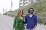 Zandvoort 31 mei 2022
Presentatie boek waar Matthijs v Nieuwkerk de mooiste verhalen voor uitgekozen heeft.  oa Heleen v Royen heeft een verhaal geschreven.  Helleen kwam met haar partner Bart meeldijk. Matthijs kwam met zijn vriendin Martha Riemsma. Ozcan Akyol  (Eus) gaf Matthijs het eerste boek.