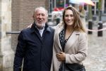 Amsterdam 8 juni 2022
Koningin Maxima bezoekt het Majoor Bosshardt huis op de wallen. Henk de Vries met zijn dochter