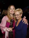 Bussum 16 mei 2022
Uitreiking Buma awrds in spant bussum.
Ilse de Lange met haar ouvre award.Ilse de Lange met haar moeder