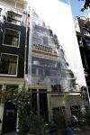 Amsterdam 28 mei 2022
Isa Hoes heeft in het centrum van Amsterdam een nieuwe huis/appartement gekocht