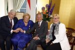Den Haag 9 juni 202
Erica Terpstra krijgt een belangrijke onderscheiding uit handen van de Japanse Ambassadeur . Alles speelde zich af op de Japanse Ambassade in Den Haag. Jan v Zanen en Ada Kok