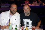 Amsterdam 31 mei 2022
Presentatie Dragshow bij the Harbour club .
Jeroen Kijk in de Vegte met zijn vriend