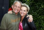 Huizen 25 mei 2022
Feestje ivm de nieuwe TLC serie van Louisa en Rowan op z'n Gooisch. Louisa Janssen en haar man Rowan .
Johan Vlemmix en Mariska v Kolck