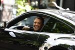 Amsterdam 27 mei 2022
Lil Kleine met Nighel in zijn porsche 911 in Amsterdam zuid