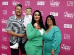 Huizen 25 mei 2022
Feestje ivm de nieuwe TLC serie van Louisa en Rowan op z'n Gooisch. Louisa Janssen en haar man Rowan