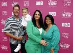 Huizen 25 mei 2022
Feestje ivm de nieuwe TLC serie van Louisa en Rowan op z'n Gooisch. Louisa Janssen en haar man Rowan
