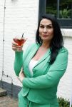 Huizen 25 mei 2022
Feestje ivm de nieuwe TLC serie van Louisa en Rowan op z'n Gooisch. Louisa Janssen en haar man Rowan