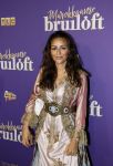 Amsterdam 30 mei 2022
Premiere Marokkaanse bruiloft in Tuschinski met oa als castleden Samouya Ahouaoui Walid Benmbarek Pip Pellens Liza Sips en Nabil Aouled Ayad in tuschinski. Mahasinne