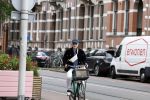 Amsterdam 27 mei 2022
Marc-Marie Huijbregtss op de fiets in Amsterdam zuid