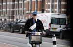 Amsterdam 27 mei 2022
Marc-Marie Huijbregtss op de fiets in Amsterdam zuid