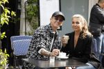 Amsterdam 30 mei 2022
Mart Hoogkamer met zijn vriendin Jennifer v Ooijen op terras op de pc hooftstraat