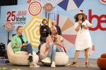 Vijfhuizen, 21 Mei 2022
25 jaar Libelle Zomerweek
met o.a. Martien Meiland, Erica Meiland, presentatrice Ebru Umar