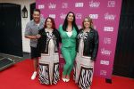 Huizen 25 mei 2022
Feestje ivm de nieuwe TLC serie van Louisa en Rowan op z'n Gooisch. Louisa Janssen en haar man Rowan . Mathilde Keuter (zwanger) en haar zus Gerda Keuter