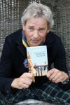 Zandvoort 31 mei 2022
Presentatie boek waar Matthijs v Nieuwkerk de mooiste verhalen voor uitgekozen heeft.