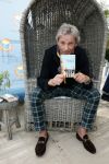 Zandvoort 31 mei 2022
Presentatie boek waar Matthijs v Nieuwkerk de mooiste verhalen voor uitgekozen heeft.