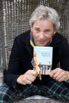 Zandvoort 31 mei 2022
Presentatie boek waar Matthijs v Nieuwkerk de mooiste verhalen voor uitgekozen heeft.