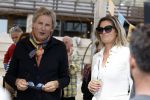 Zandvoort 31 mei 2022
Presentatie boek waar Matthijs v Nieuwkerk de mooiste verhalen voor uitgekozen heeft. 
Matthijs v Nieuwkerk met zijn vriendin Martha Riemsma