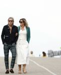 Zandvoort 31 mei 2022
Presentatie boek waar Matthijs v Nieuwkerk de mooiste verhalen voor uitgekozen heeft. 
Matthijs v Nieuwkerk met zijn vriendin Martha Riemsma