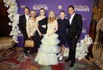 Amsterdam 30 mei 2022
Premiere Marokkaanse bruiloft in Tuschinski met oa als castleden Samouya Ahouaoui Walid Benmbarek Pip  Pellens Liza Sips en Nabil Aouled Ayad in tuschinski. Pip kwam met haar man Pim Wessels