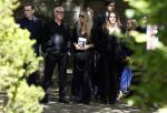 Laren 2 juni 2022
Begrafenis / dienst van Willibrord Frequin in de Sint Jansbasiliek in Laren . Rene v d Gijp kwam met zijn vrouw zoon en stiefdochter